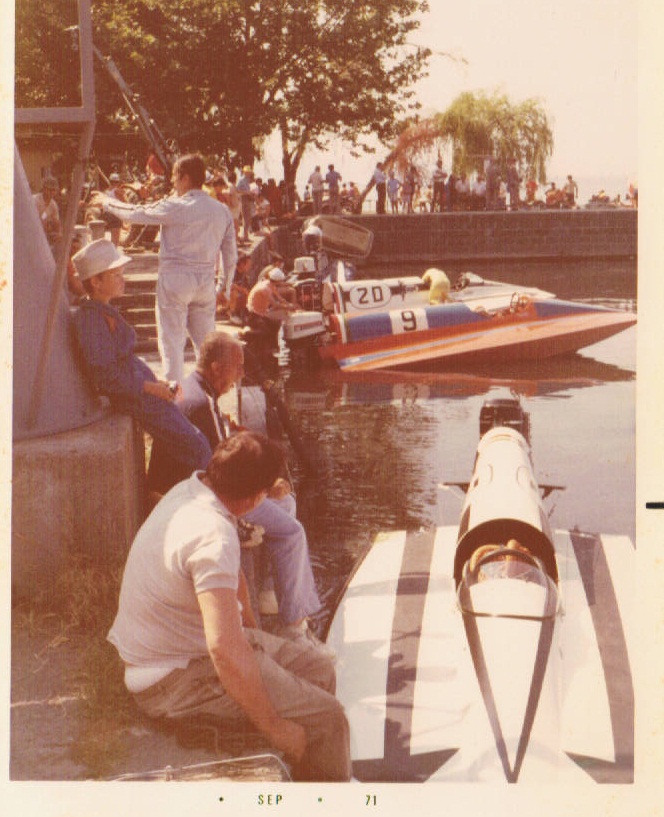 Name:  Rassini, Tim & Gigi in Pits at Bolensa boat race..jpg
Views: 2069
Size:  169.4 KB